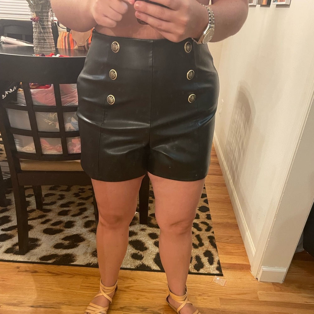Black faux leather shorts size L ZARA NWOT SOLD OUT!!